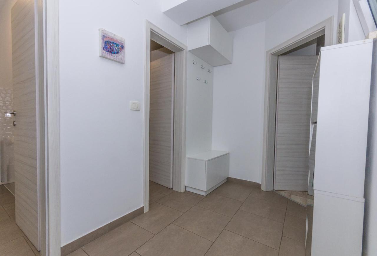 Adria Krk Apartment Veglia Exterior foto