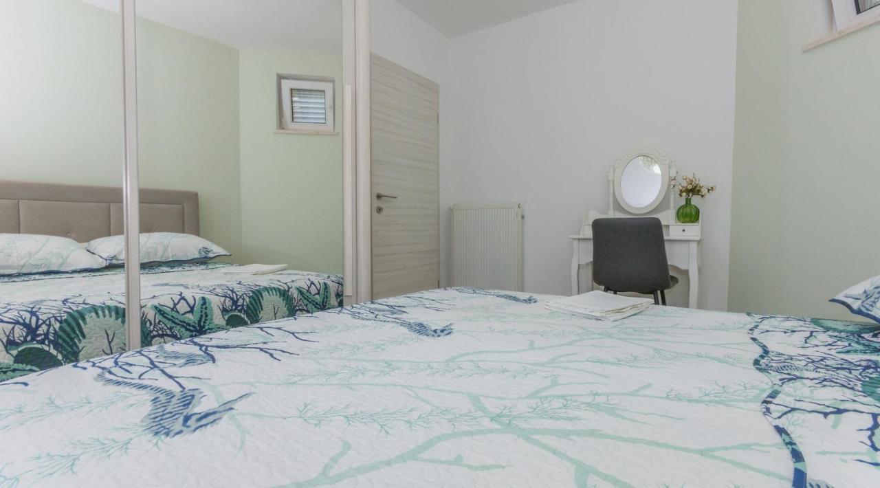 Adria Krk Apartment Veglia Exterior foto